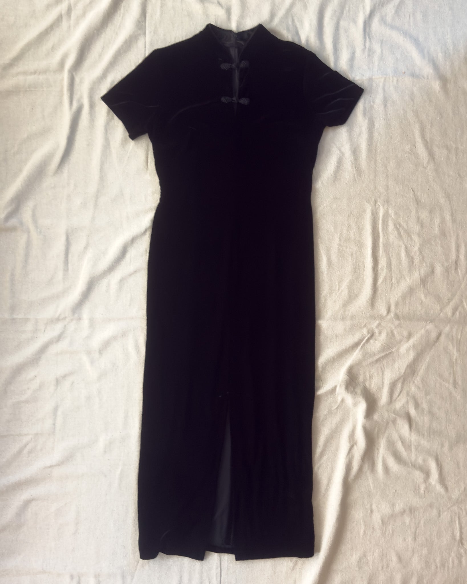 Knot Collar Velvet Maxi